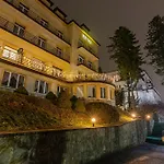 住宿加早餐酒店 Bozy Dar