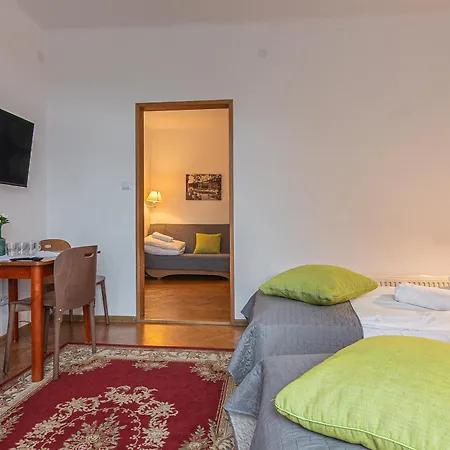 לינה וארוחת בוקר Bozy Dar קריניצה זדרוי